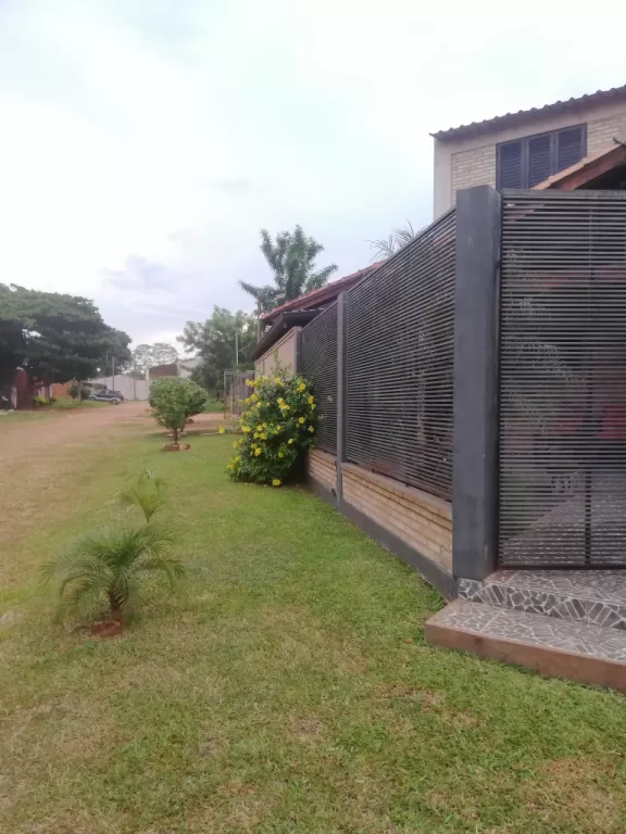 VIVIENDA UNIFAMILIAR - ZONA DIV. LUQUE-SAN LORENZO — foto 3