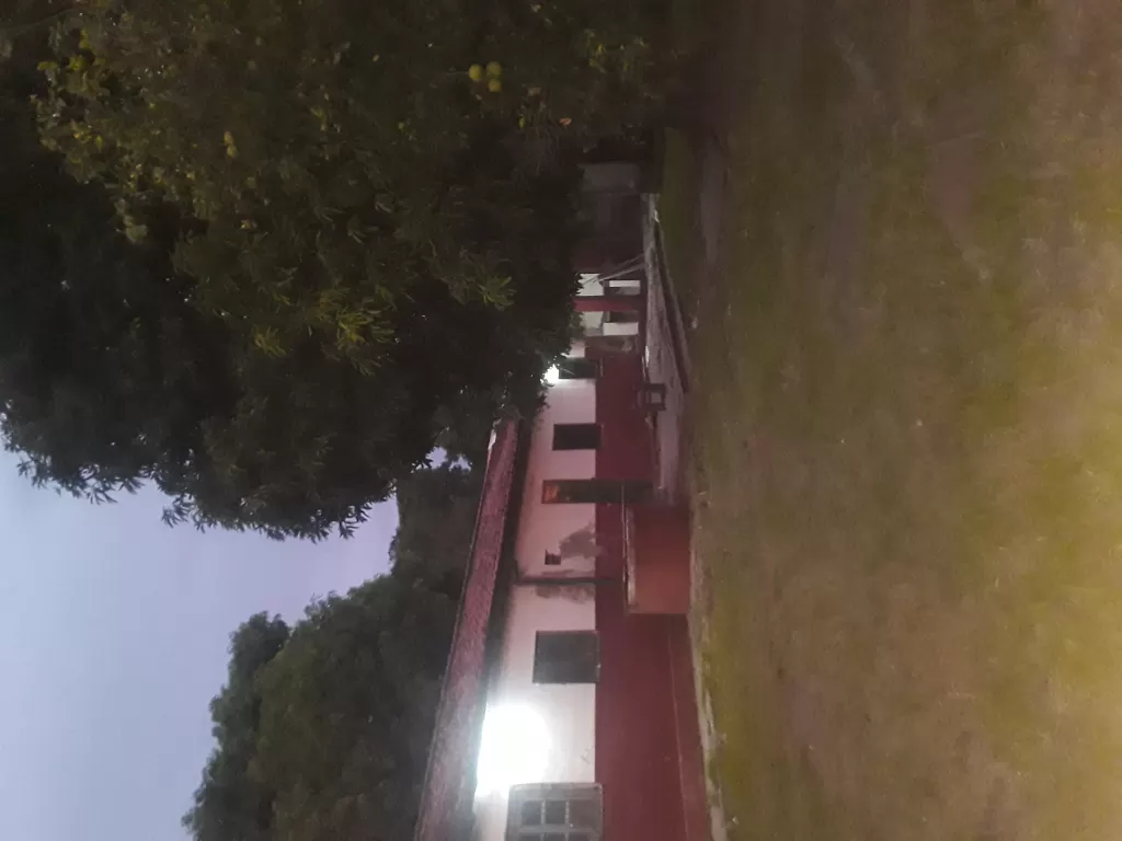 CASA EN SAN VICENTE A UNA CUADRA DE LA IGLESIA — foto 3