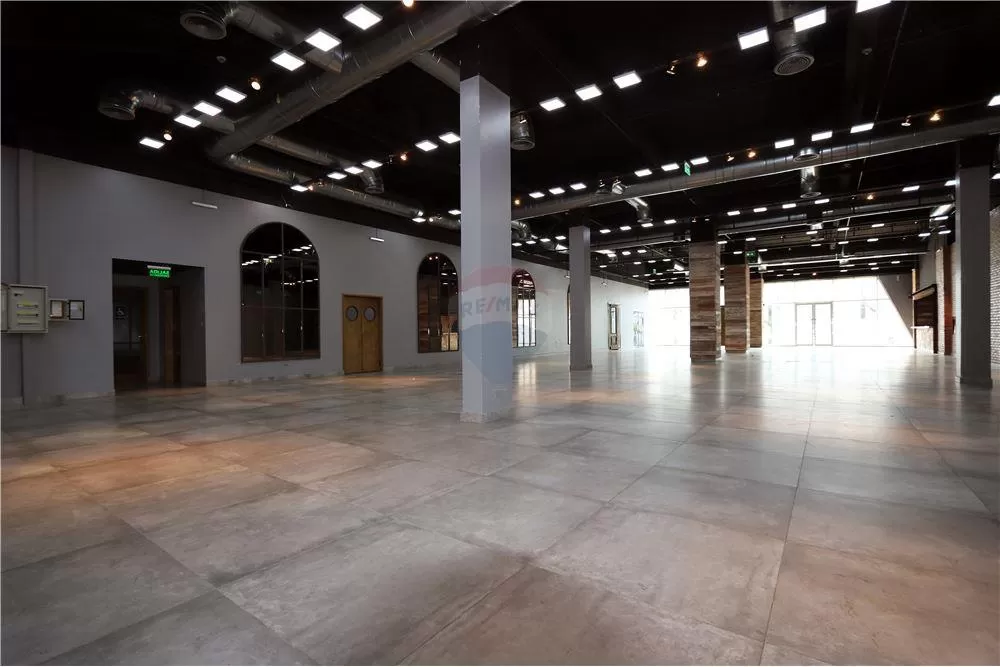 EN ALQUILER LOCAL COMERCIAL - ASUNCIÓN YCUA SATI — foto 3