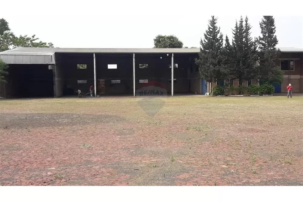 VENDO DEPOSTIO CON OFICINAS EN SAN LORENZO — foto 2