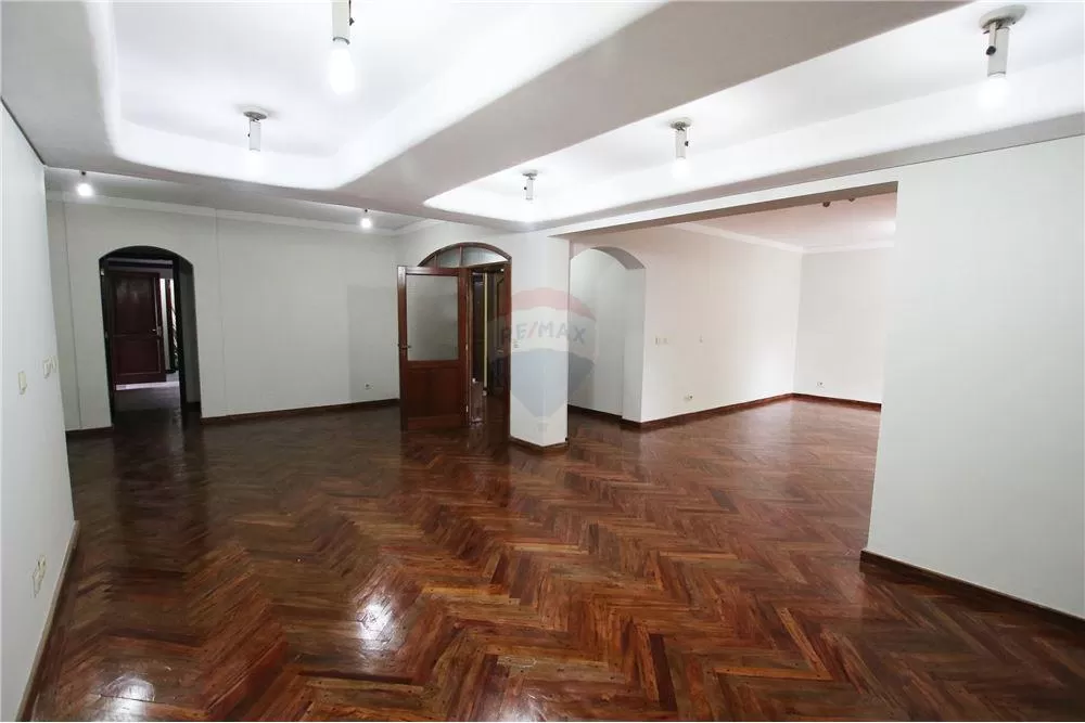 Vendo Amplio Departamento en Recoleta — foto 2