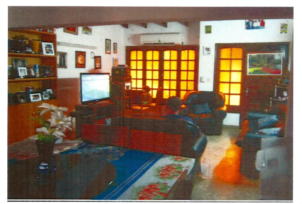 Vendo casa Barrio Mburucuya Zona Centro Paraguayo Japonés — foto 3