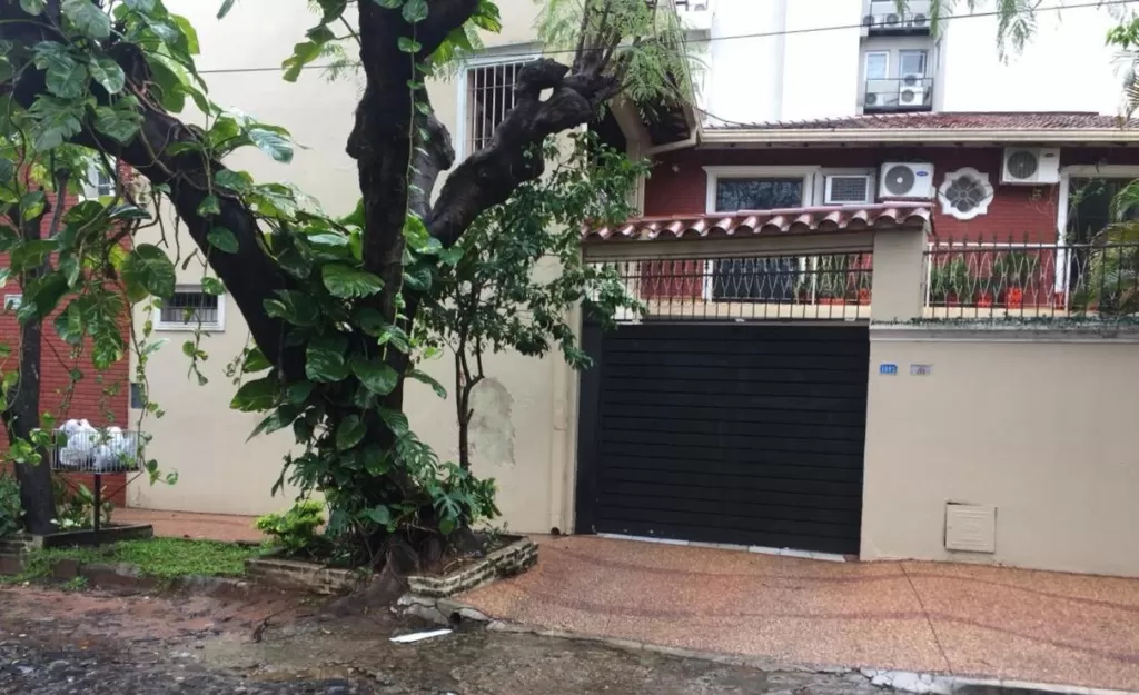 Casa de 5 dormitorios en Barrio San Vicente — foto 3