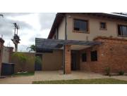 ALQUILO DUPLEX EN KM 6 BARRIO SAN ISIDRO/CDE