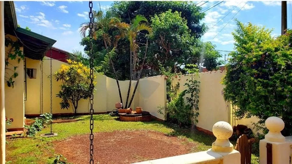 RESIDENCIA RUSTICA EN EL BARRIO SAN JOSE - CDE — foto 2