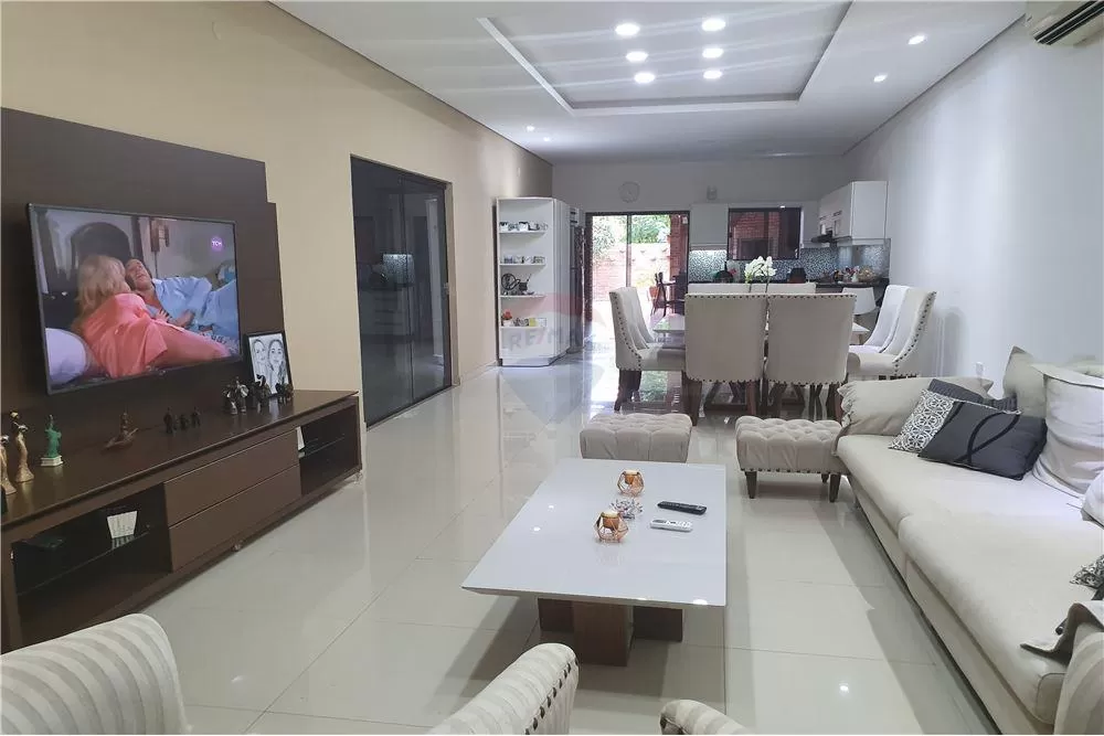 VENDO CASA EN SAN LORENZO — foto 3