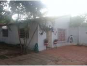 VENDO CASA EN LUQUE. CENTRO. COD 2614