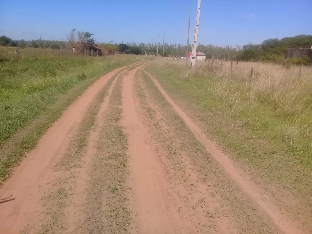 VENDO TERRENO EN YPACARAI — foto 2