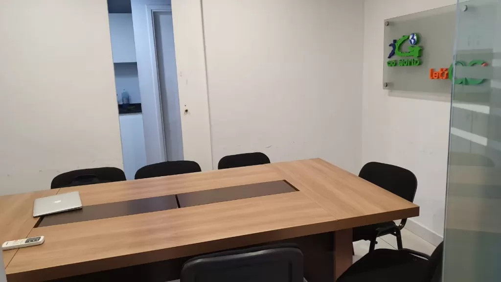 Salon de Oficinas — foto 3