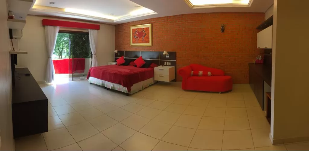VENDO CASA EN LAMBARÉ-ZONA SUPERMERCADO EL PUEBLO — foto 2