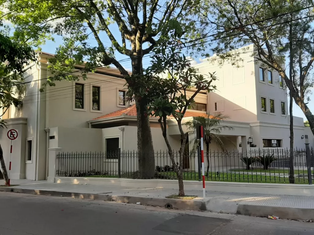 VILLA MORRA: IMPONENTE RESIDENCIA, 6 DORMITORIOS, JARDÍN, PISCINA, PREMIUM 100%. — foto 3