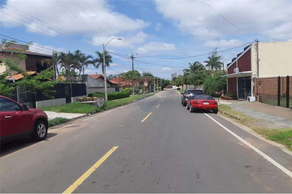 VENDO PROPIEDAD A 3 CUADRAS DEL CIT — foto 3