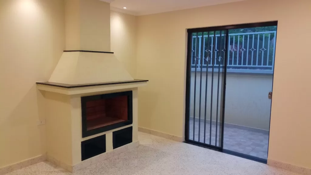 ALQUILO CASA CON PISCINA Y 4 DORM - BARRIO HERRERA — foto 2