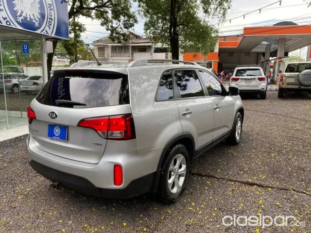 Kia Sorento 2010 — foto 4