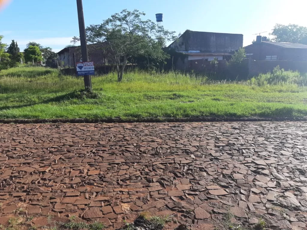 VENDO TERRENO EN Bº SAN ISIDRO- ENCARNACIÓN — foto 2