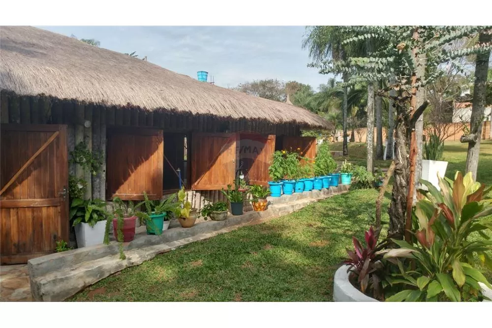 Vendo Casa Quinta sobre Ruta Capiata-Aregua — foto 3