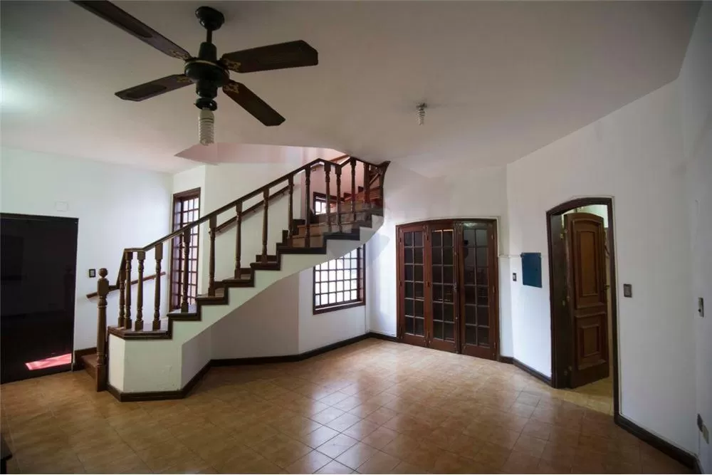 Fina Residencia en Barrio Republicano — foto 3