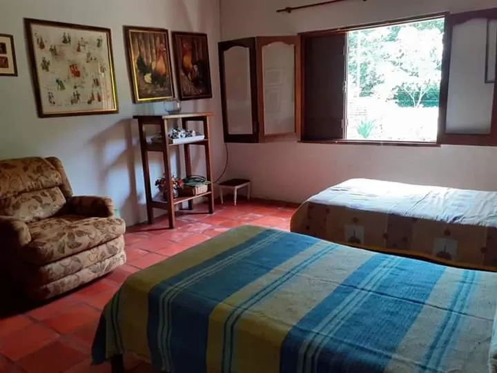 Vendo HERMOSA casa en PARAGUARI 2 terrenos juntos — foto 3