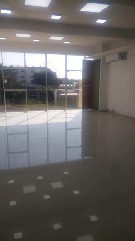 Oficina sobre republica argentina a estrenar en asuncion — foto 2