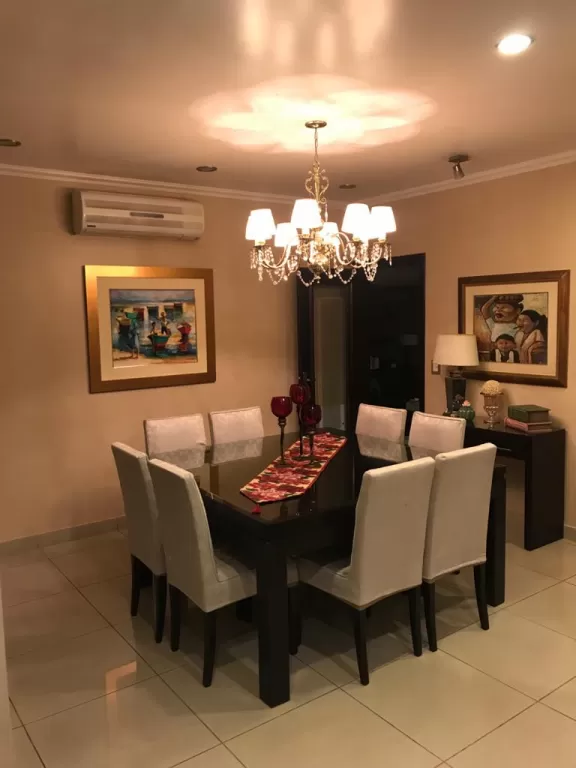 VENDO CASA EN VILLA ADELA LUQUE. — foto 3