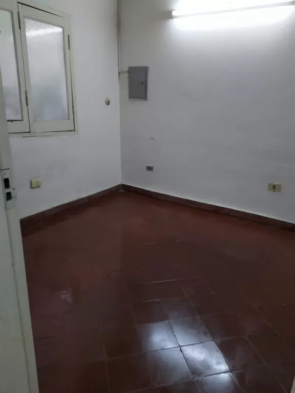 Alquilo Dpto. En Barrio Obrero — foto 2