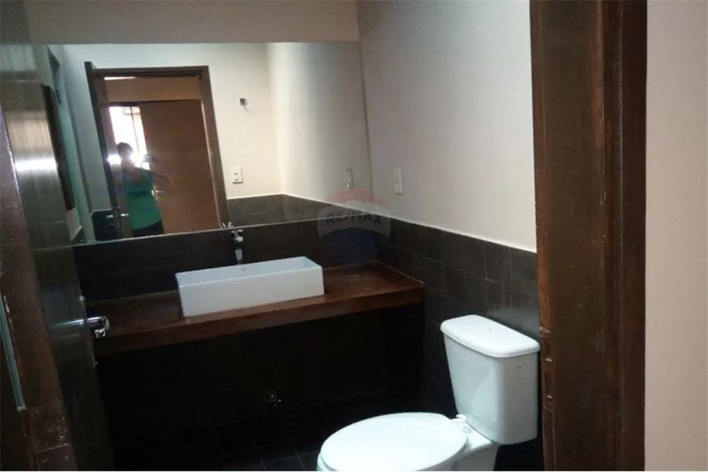 Casa sobre Gral. Santos — foto 3