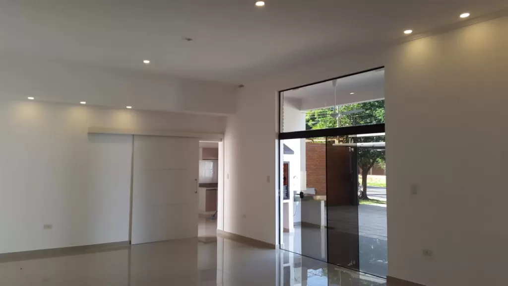 ¡HERMOSO DÚPLEX A ESTRENAR ZONA LOS JARDINES! — foto 2