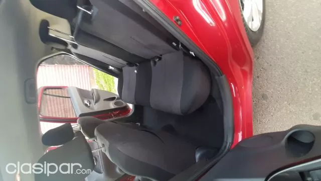 Toyota New Ist 2007 - foto 8
