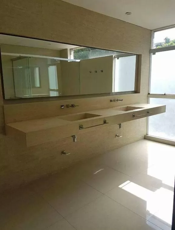 Se alquila residencia minimalista zona Club Centenario — foto 3