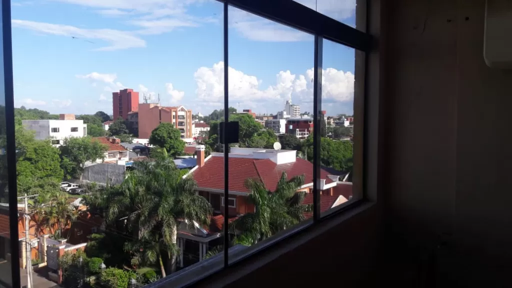 Alquilo Departamento en pleno centro de Encarnación — foto 2