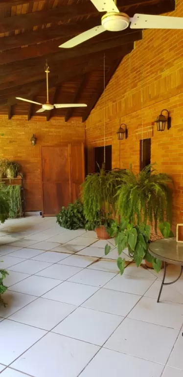 MANORÀ CARMELITAS: OFERTA! - EN PLANTA BAJA - 4 DORMITORIOS - SÒLO 350.000 USD — foto 2