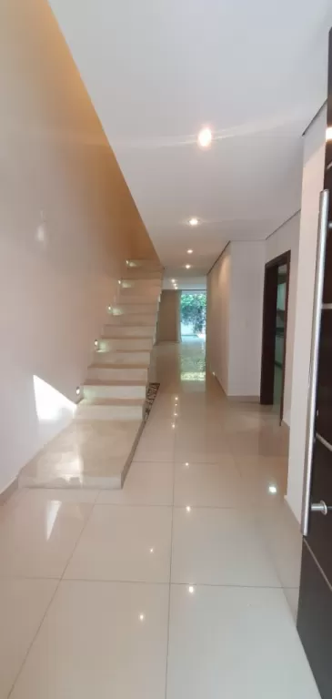 ALQUILO HERMOSO DÚPLEX EN ASUNCION - TRINIDAD — foto 2
