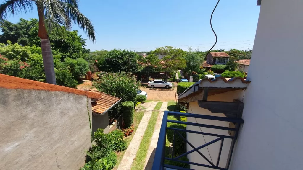 VENDO HERMOSA CASA AMOBLADA EN CAPIATA KM 19 — foto 3