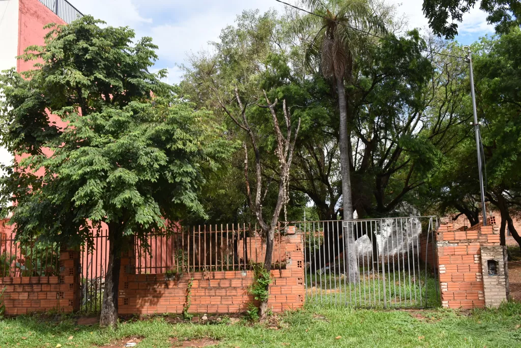 Vendo Terreno en Villa Elisa - Zona Super Stock y Luisito — foto 2
