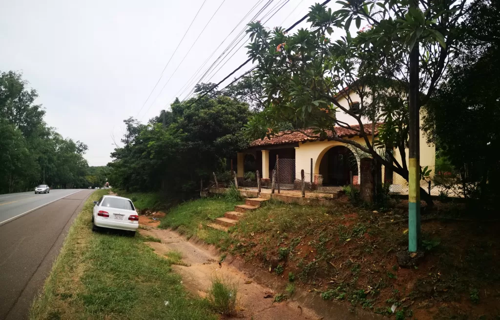 Alquilo casa en Caacupe, Compañia Cerro Real sobre ruta 2 km 56 — foto 3