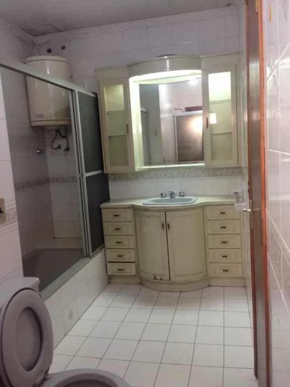 BO HERRERA (PROX GOETHE): RESIDENCIA EN VENTA, 4 SUITES, AMPLIO JARDÍN Y PISCINA. — foto 3