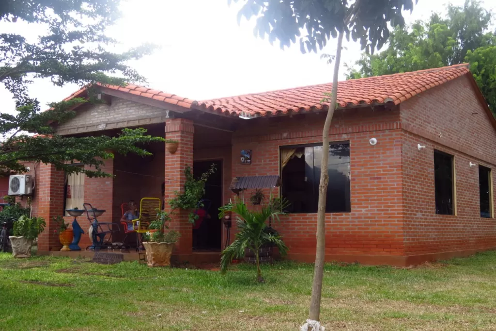 HERMOSA CASA EN CAPIATA — foto 3