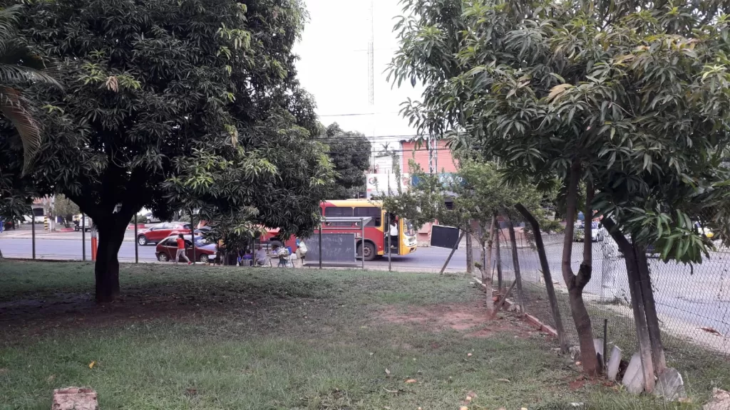Vendo terreno con excelente ubicación en esquina sobre Santa Teresa — foto 2