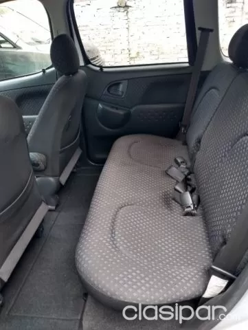 Toyota Funcargo 2004 — foto 4