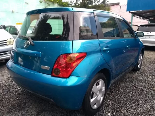 Toyota Ist 2002 — foto 4