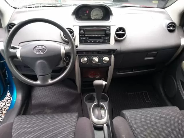 Toyota Ist 2002 - foto 8
