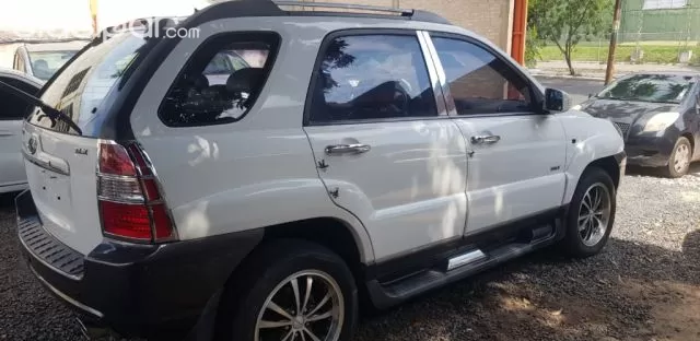 Kia Sportage 2006 - foto 8