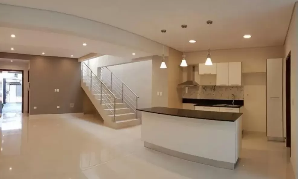 ALQUILO DUPLEX CON PATIO BARRIO HERRERA — foto 3
