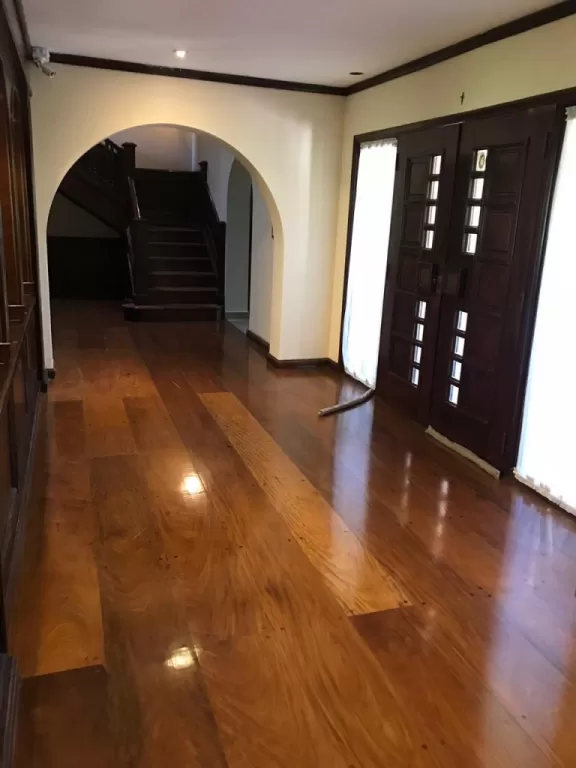 LAMBARÉ, YACHT Y GOLF CLUB: IMPONENTE RESIDENCIA S CAMPOS DE GOLF, 5 SUITES, 3.000 M2. — foto 3
