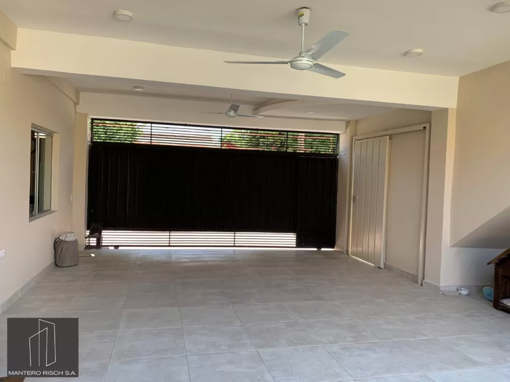 ALQUILO HERMOSA CASA EN EL BARRIO HIPODROMO — foto 2