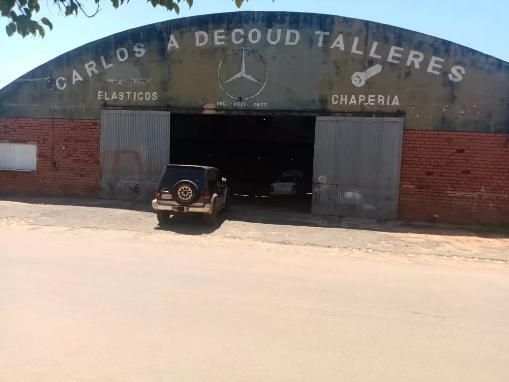 DOY EN ALQUILER O VENDO HERMOSO GALPÓN CON UBICACIÓN ESTRATÉGICA — foto 2