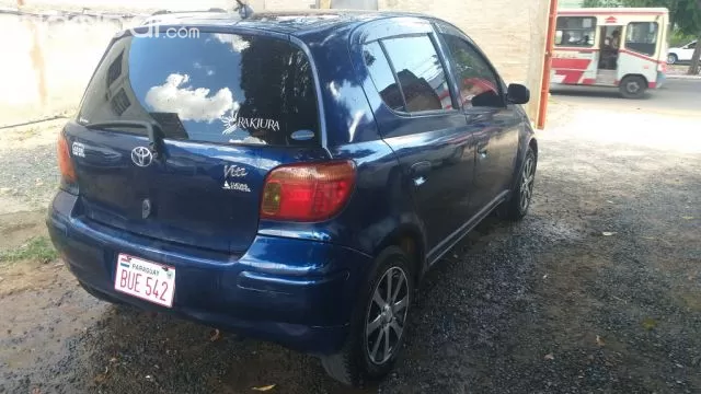 Toyota Vitz 2003 — foto 5