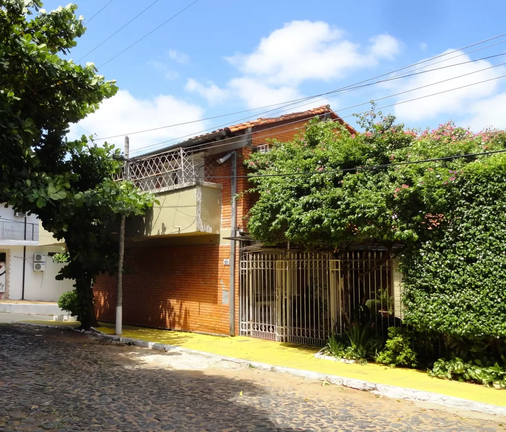 REMATO HERMOSA CASA EN ASUNCION. ZONA B° OBRERO — foto 2