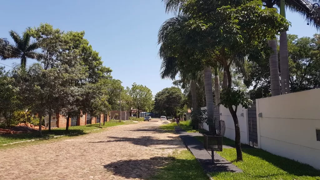 VENDO HERMOSO TERRENO EN LUQUE — foto 2