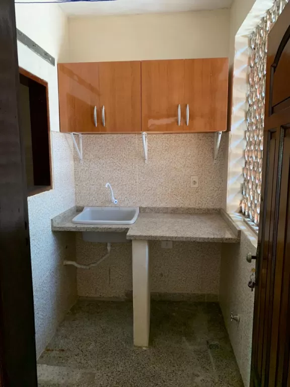 *Amplio Apartamento cerca del Centro - Barrio Petirossi Incluye Estacionamiento — foto 3